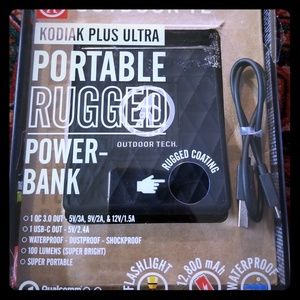 Portable rugged power bank 3.0